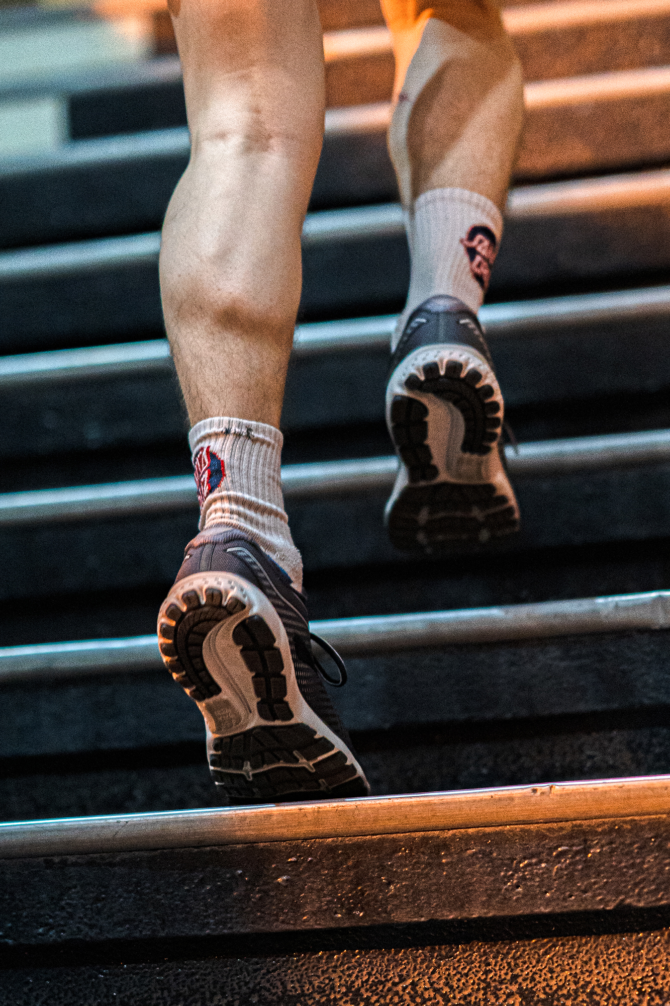 The Brooks Ghost 12 incorporates the BioMoGo DNA cushioning at the front of the midsole to give runners a comfortable step transition from heel to toe